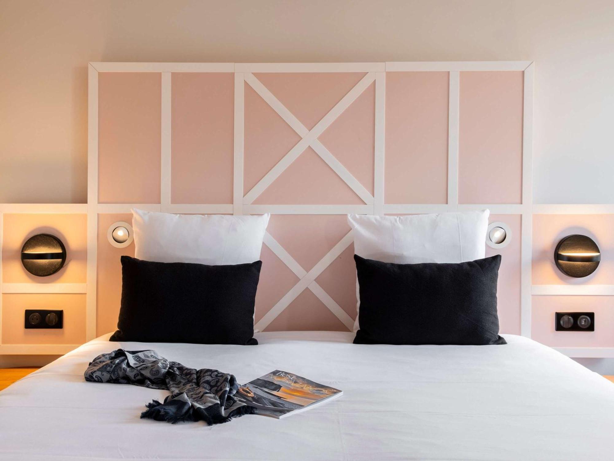 Mercure Rouen Centre Champ De Mars Ngoại thất bức ảnh