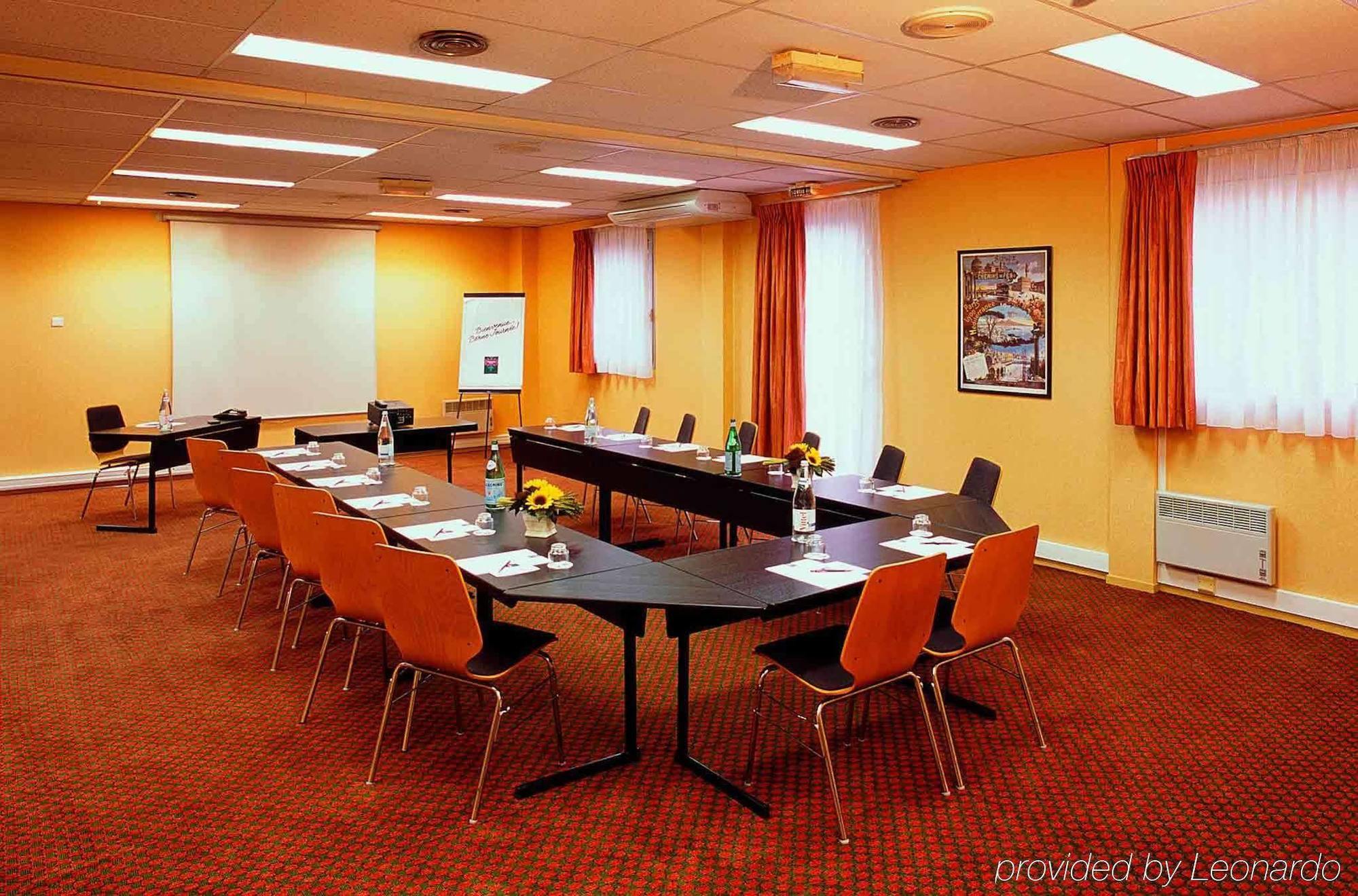Mercure Rouen Centre Champ De Mars Ngoại thất bức ảnh